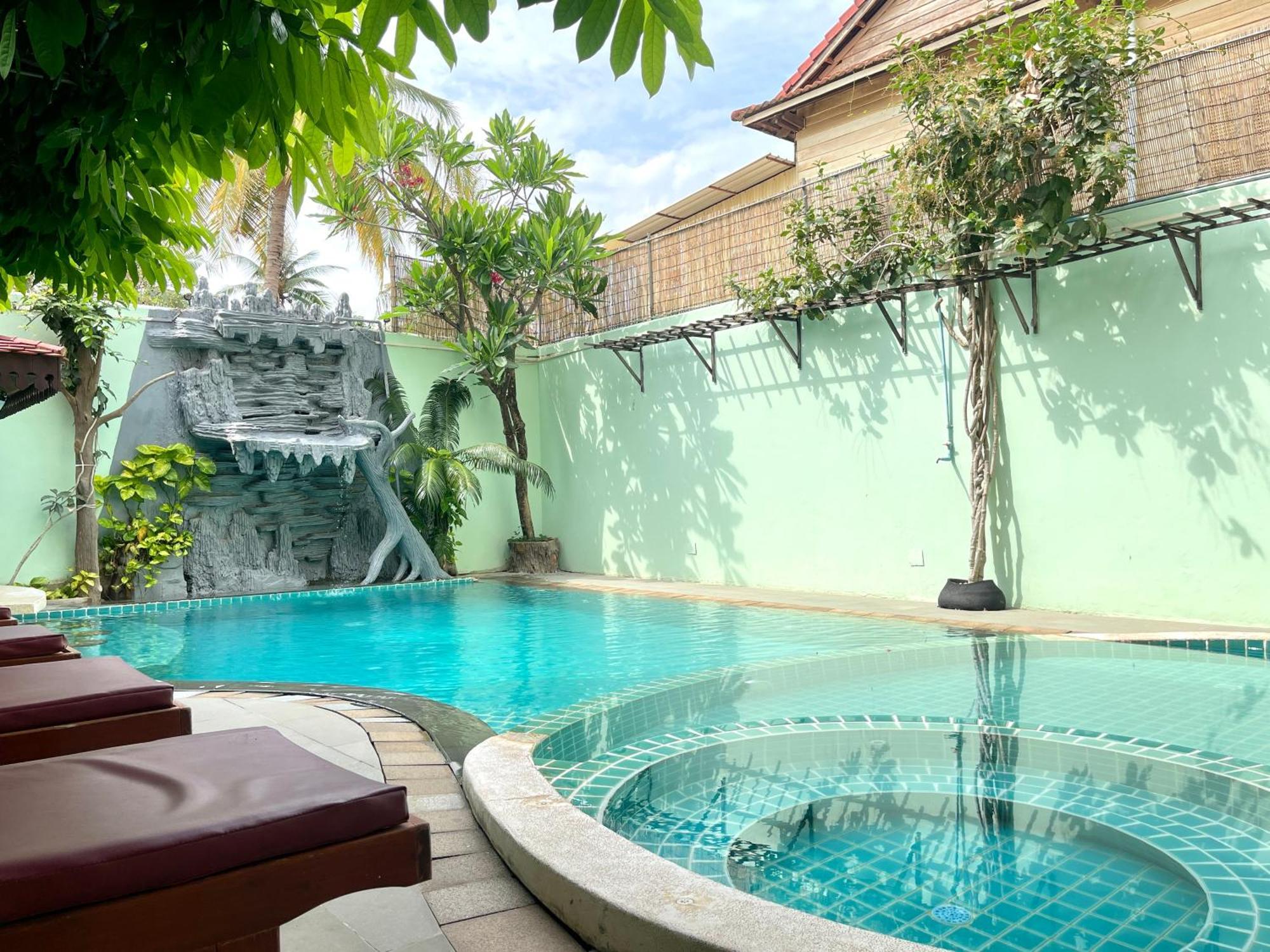 Siem Reap Riverside Hotel מראה חיצוני תמונה