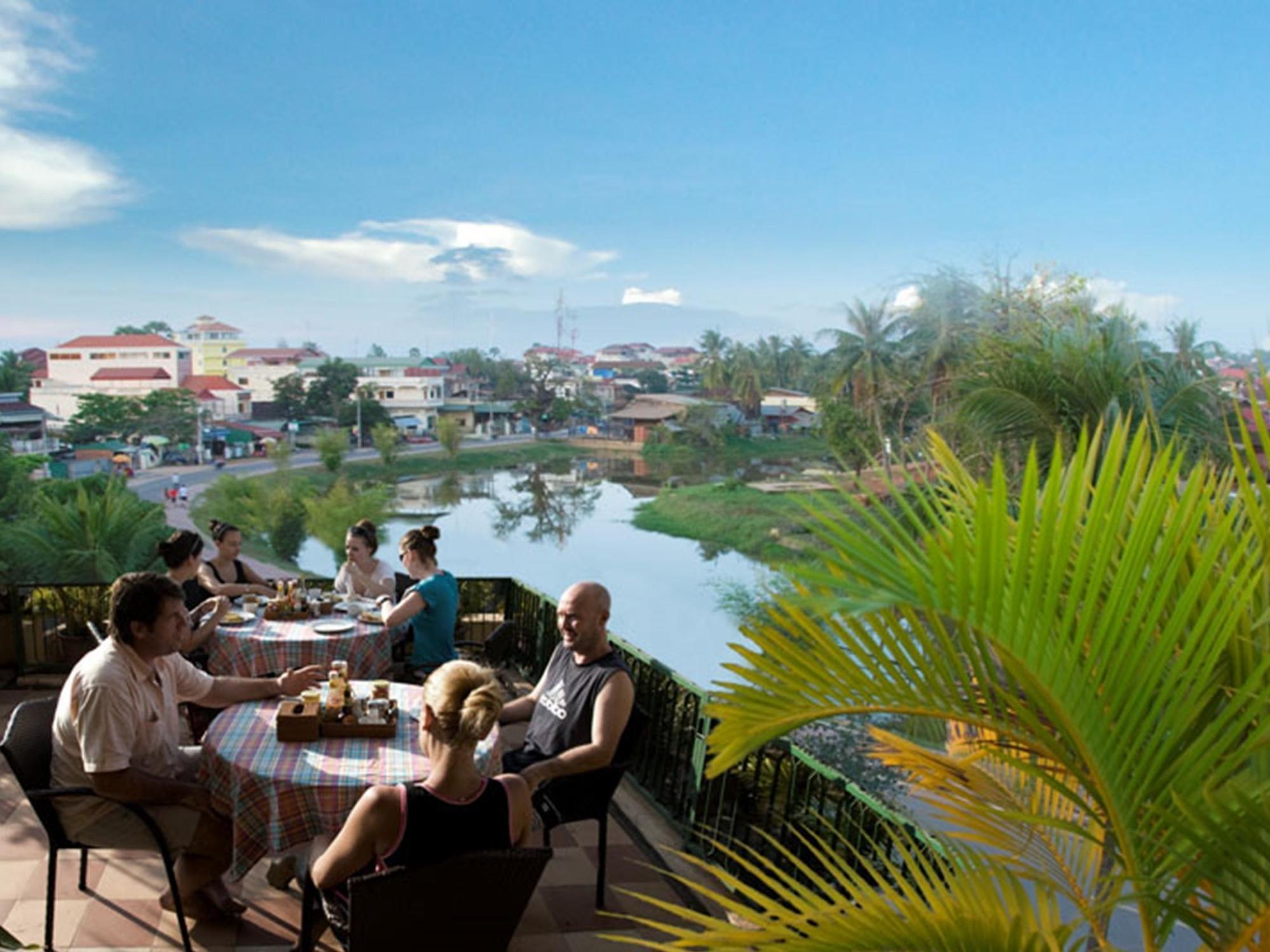 Siem Reap Riverside Hotel מראה חיצוני תמונה