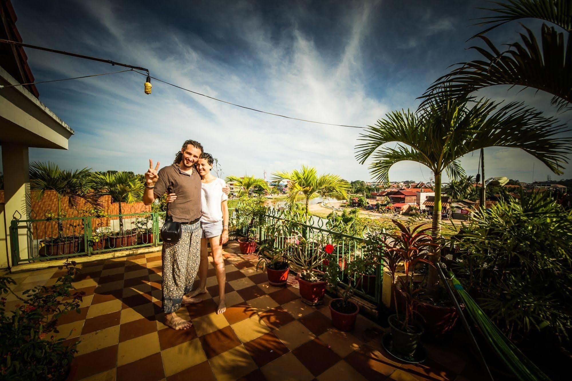 Siem Reap Riverside Hotel מראה חיצוני תמונה