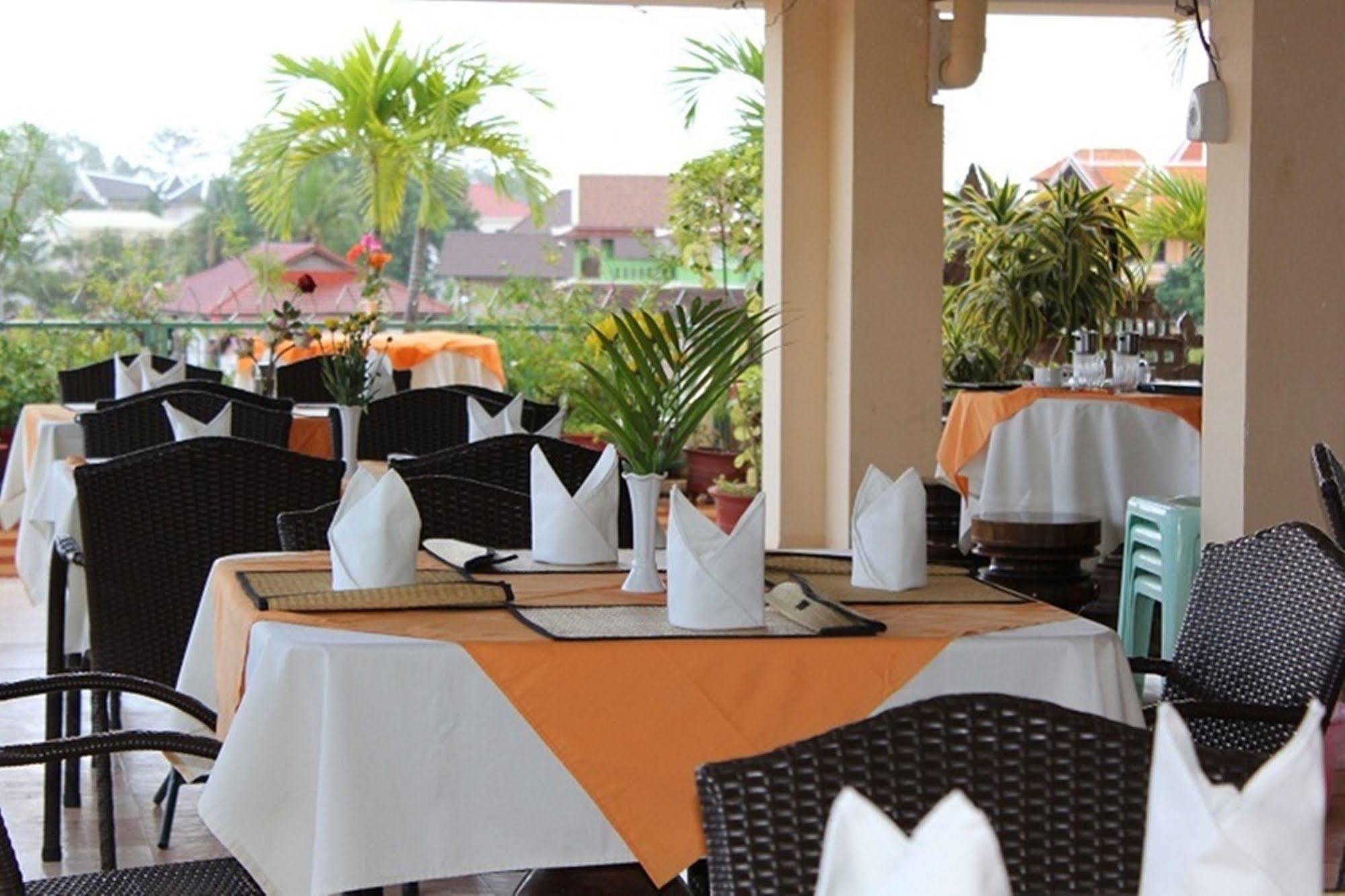 Siem Reap Riverside Hotel מראה חיצוני תמונה